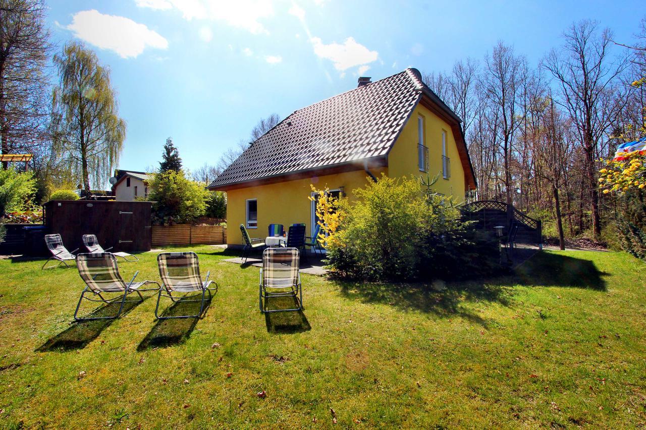 Ferien_Haus Seebrise Goehren-Lebbin Ngoại thất bức ảnh